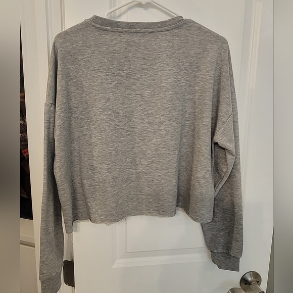 Franchesca's Cropped Sweatshirt Pearl-Embellished Grey- Small NWT - Picture 8 of 8